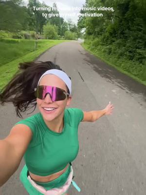 A post by @queenofgettingbanned on TikTok caption: missing Lexie grey rn..❤️‍🩹 #runningvlog #runningmotivation #beginnerrunner 