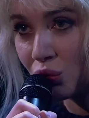 A post by @music.fantazer.official on TikTok caption: ШИКАРНЕЙШЕЕ ИСПОЛНЕНИЕ ЛЕГЕНДАРНОЙ ДУШЕВНОЙ ПЕСНИ КАТИ ОГОНЁК НА ШОУ ТРИ АККОРДА 💫 MIA BOYKA☑️ Я РЕВНУЮ ТЕБЯ 🔥💥😍❤️‍🔥💫🎶🎼💥🎙️ #ВэтотДень 