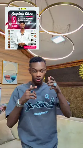 A post by @seydoucheofficiel on TikTok caption: @Djélykaba Bintou très belle chanson Sista ❤️