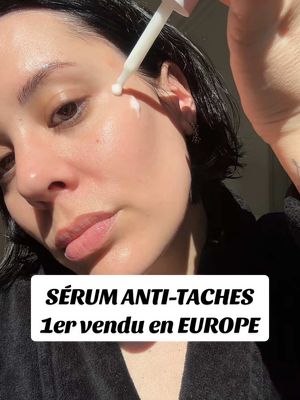 A post by @frenchtouchofmakeup on TikTok caption: Le plus vendu en Europe!@Caudalie *publicité VINOPERFECT sérum anti-taches à intégrer à ta routine si tu recherches une action anti-taches et éclat  #SkinCare #caudalie #vinoperfect #antitaches #darkspots #serum 