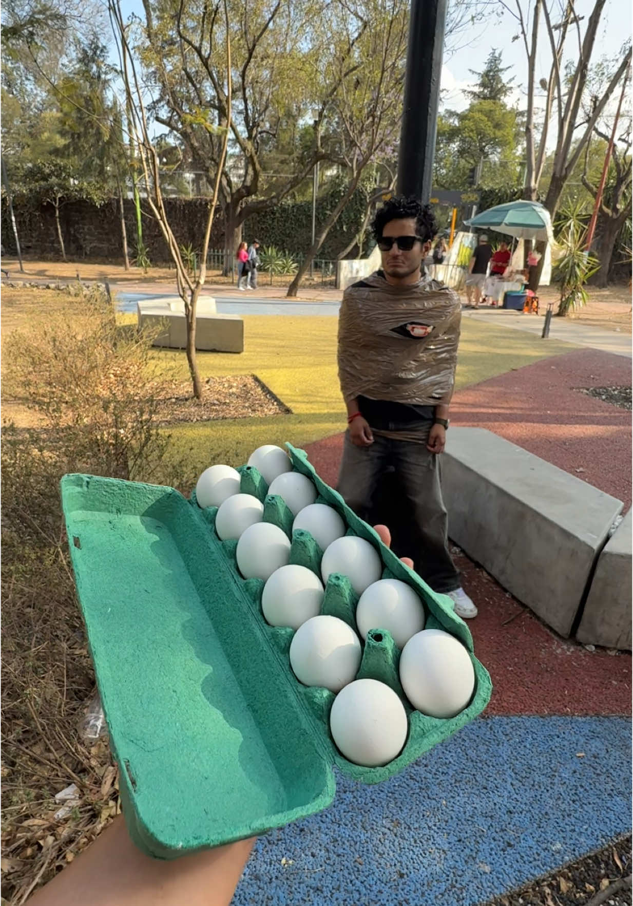 A post by @esen_alva on TikTok caption: 🤫🤫🤫