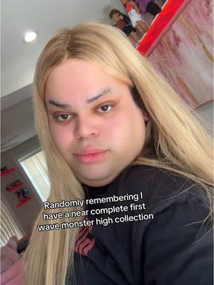 A post by @joolieannie on TikTok caption: #fyp #monsterhigh 