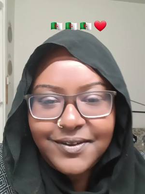 A post by @eggienasr1 on TikTok caption: #السودان🇸🇩 #مشاهير_السودان_سودانيز_تك_توك #مشهير_السودان🇸🇩❤ #sudanese_tiktok #الشعب_الصيني_ماله_حل😂😂 #اكسبلورexplore #fyp #اكسبلور 