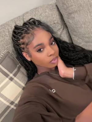 A post by @thecarmealdropp on TikTok caption: hey tiktok #fyp #explorepage #viral #prettygirl 