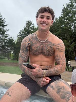 A post by @tylerhearing on TikTok caption: 😂 sound was on mute @JAY #foryou 