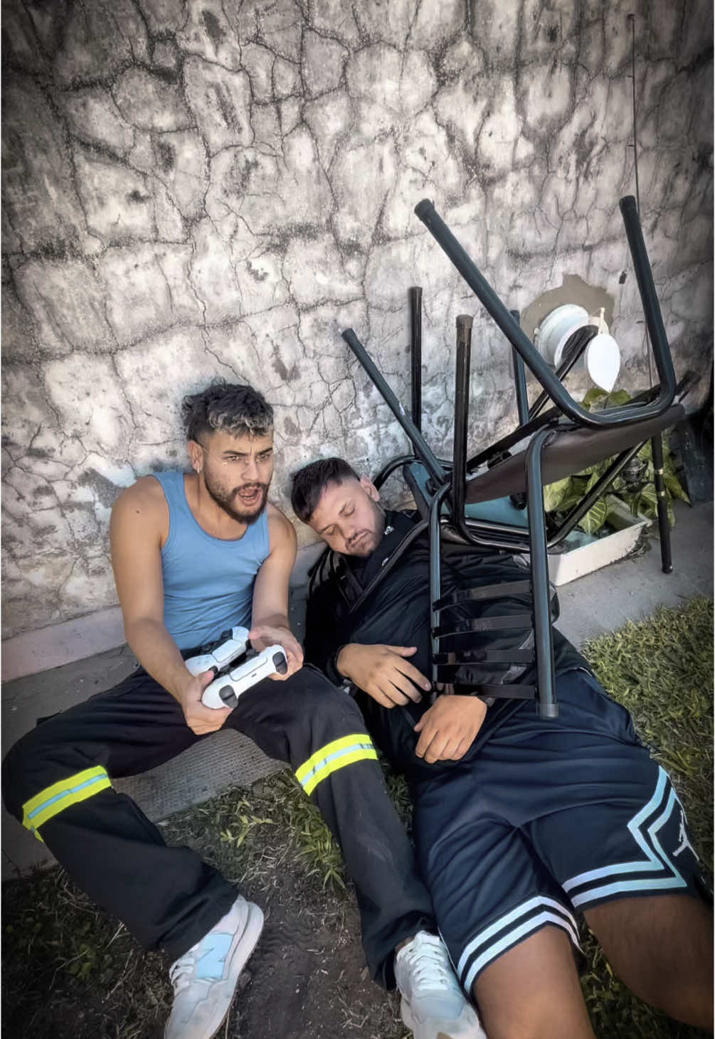 A post by @lucasvarelaaaa on TikTok caption: ¿A QUIEN TE HACE ACORDAR?❌🤣 #humor #chistes #comedia @Marcos Mendoza956 