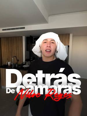 A post by @niloc_reyezz on TikTok caption: Detrás de cámaras 🎥 #familia #detrasdecamaras #parejas