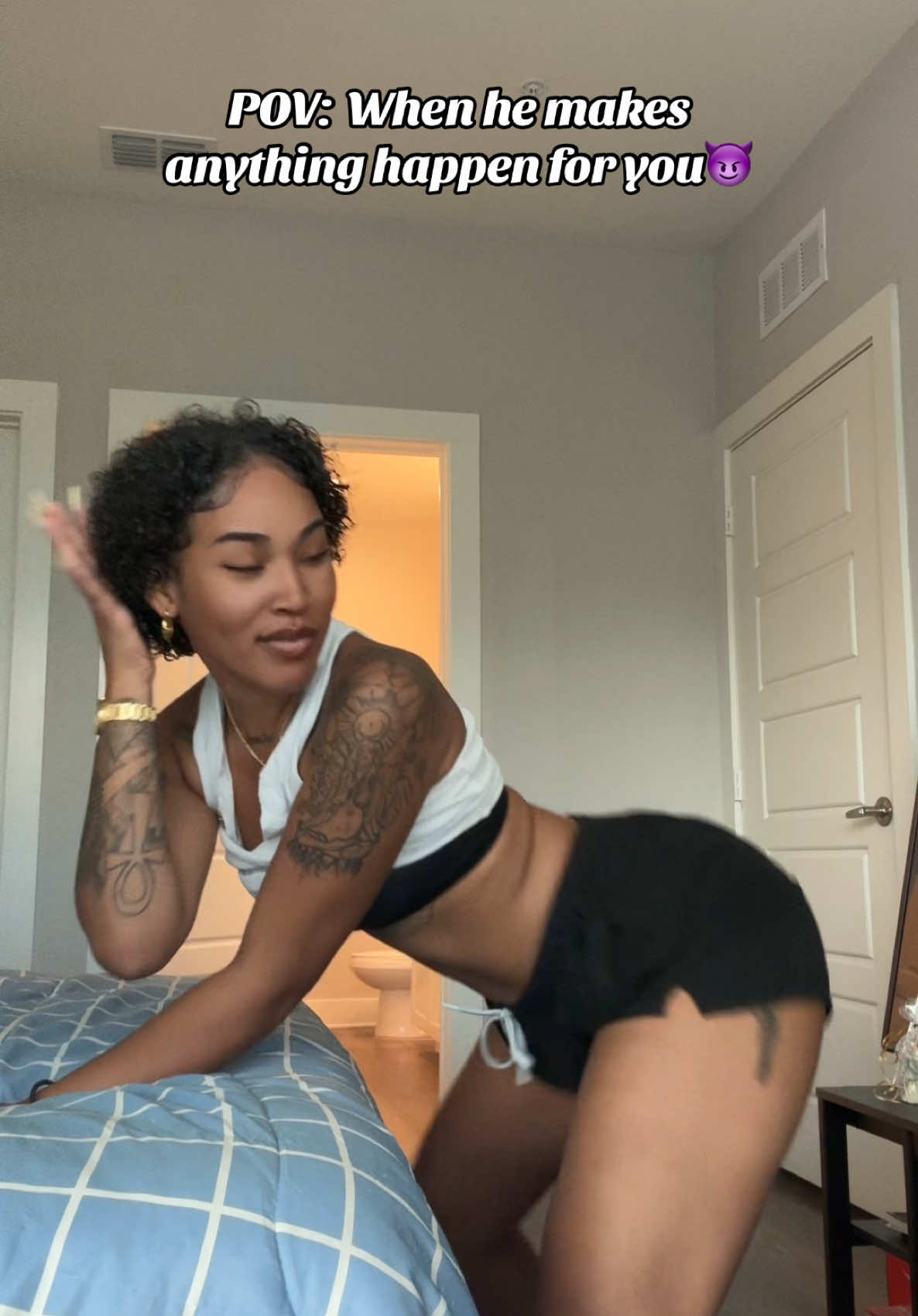 A post by @itsasia4real on TikTok caption: Come here big daddy😂😂😂 #fyp #itsasia4real #comedy 