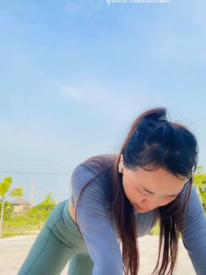 A post by @leeya799 on TikTok caption: ตอบกลับ @Nkauj Kiab Muas ລອງປ່ຽນຈາກຕົນເອງກ່ອນ#❤️❤️❤️ #leeya 