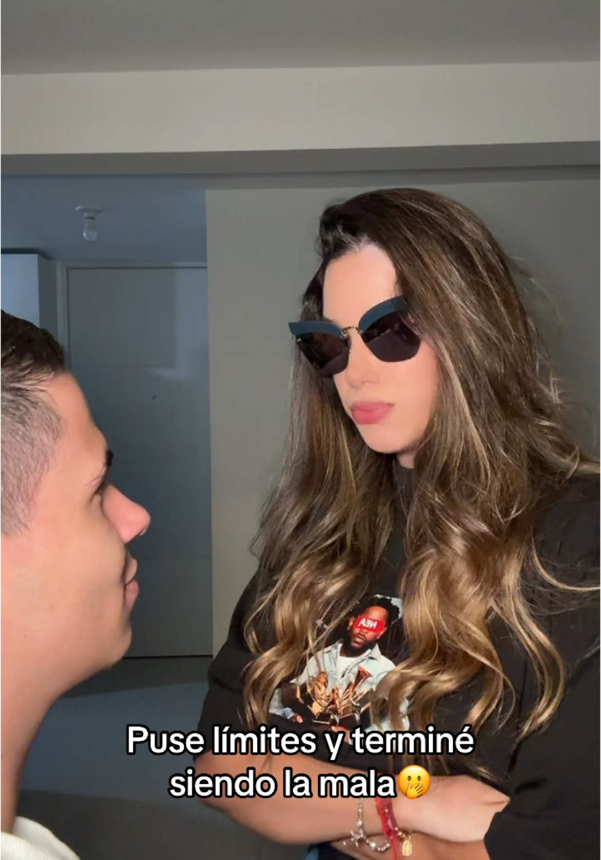 A post by @oficialcara_ on TikTok caption: 🫠