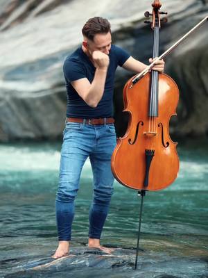 A post by @jodokcello on TikTok caption: We Will Rock You ♥️🎻 #cello #cellist #queen #fyp #wewillrockyou #viral