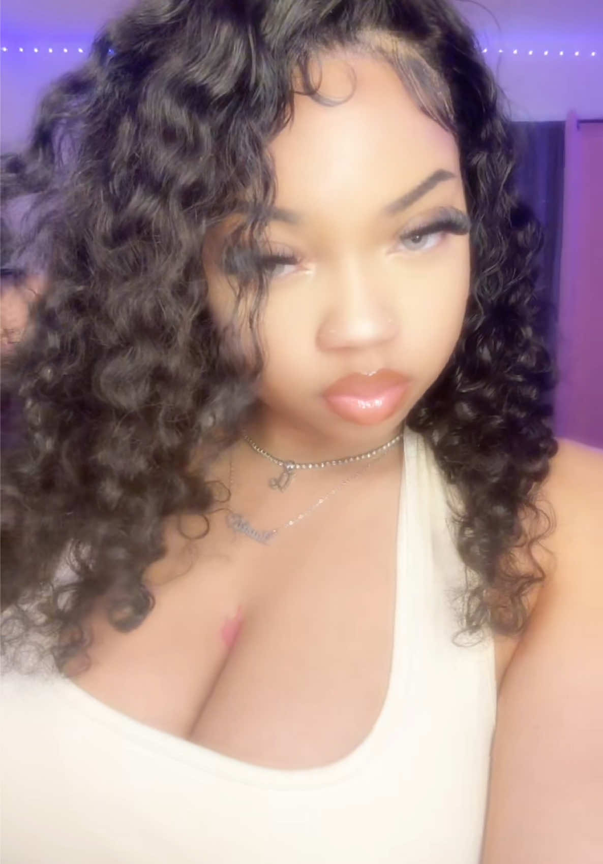 A post by @xaolaaa on TikTok caption: #fyp 