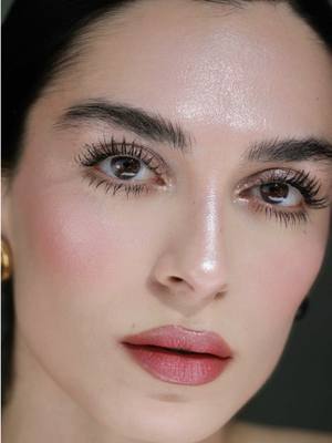 A post by @minazibayi on TikTok caption: Just one swipe for that fresh, dewy glow using @SHEGLAM Crystal Jelly Glaze Stick✨✨✨✨✨✨ . . . . . . #glowymakeup#sheglampartner #SHEGLAMJellyStick #SHEGLAMcrueltyfree