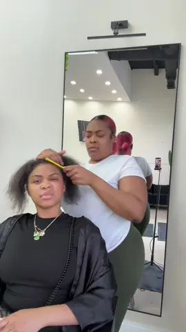 A post by @hairthejayway on TikTok caption: 🤣😍 #fyp #viral