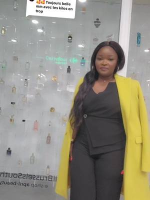 A post by @koseka.news on TikTok caption: Réponse à @poupeenoirdarskin #famillenombreuses #koffiolomide #belvedere_family veste disponible combinaison disponible 