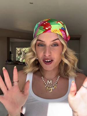 A post by @manondelsolll on TikTok caption: tant qu’à faire je vous sors le vlog explicatif <3