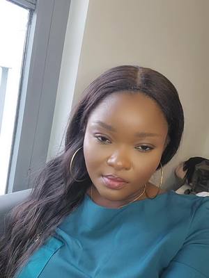 A post by @koseka.news on TikTok caption: #famillenombreuses #koffiolomide #famillenombreuses #gommagevisage congolais tika buzoba ok