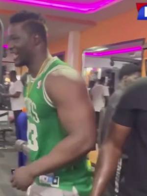 A post by @lambsenegaltv2 on TikTok caption: #lambsenegaltv1 #niangboundaw 