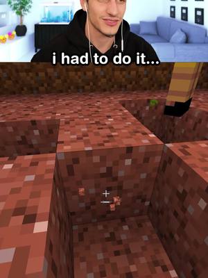 A post by @moosecraftmc on TikTok caption: I had to do it #minecraft #scary #horror #youtube #twitch #minecraftmemes #foryou #fyp #streamer #trendingreels #trend #minecraftbuild