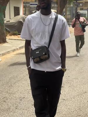 A post by @diopnostress1 on TikTok caption: Kouné Sénégal nékhoul amo connexion 😂🥰🇸🇳