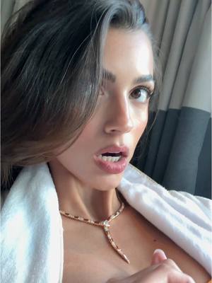 A post by @kikacgomes on TikTok