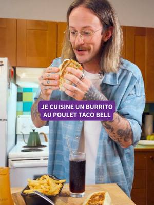 A post by @antoinebcotes on TikTok caption: J’ai recréé le burrito au poulet de Taco Bell à ma façon et je peux te dire que ce fut un succès!  Le sachet d’assaisonnement, la sauce chipotle, ainsi que d’autres nouveaux produits audacieux et délicieux, inspirés du menu, sont maintenant disponibles dans la plupart des épiceries au Québec. Au Canada, #TacoBell passe de 170 à maintenant 15,3 millions d’emplacements avec Taco Bell chez vous!  #pub @Taco Bell Canada #LenvieDunBonTacoASonné