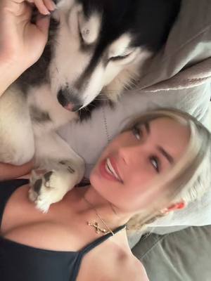 A post by @lyssaabbby on TikTok caption: stop i love him so much 