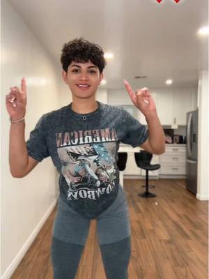 A post by @elfernandocruz on TikTok caption: Haremos locuras 😮‍💨😮‍💨#fyp #viralpost #elfernandocruz #viral #parati #foryou #bachata 