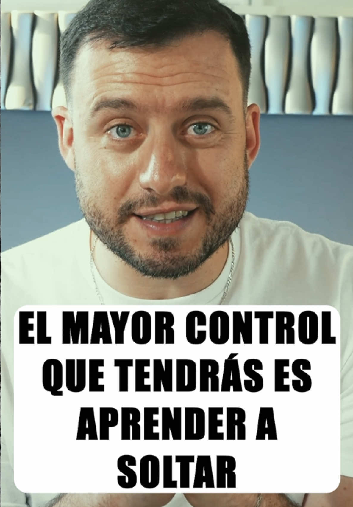 A post by @danielmanzog on TikTok caption: Aprende a soltar  #parejas #amistades #amor #amorproprio #relaciones 