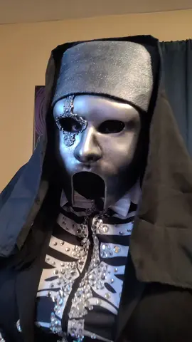 A post by @bloodbathqueen_sfx on TikTok caption: #onyxghoul #ghostbctok #ghoulettes #ghoul #cosplaycommunity #ghostbccosplay #thebandghost #likeforlike #fyp 