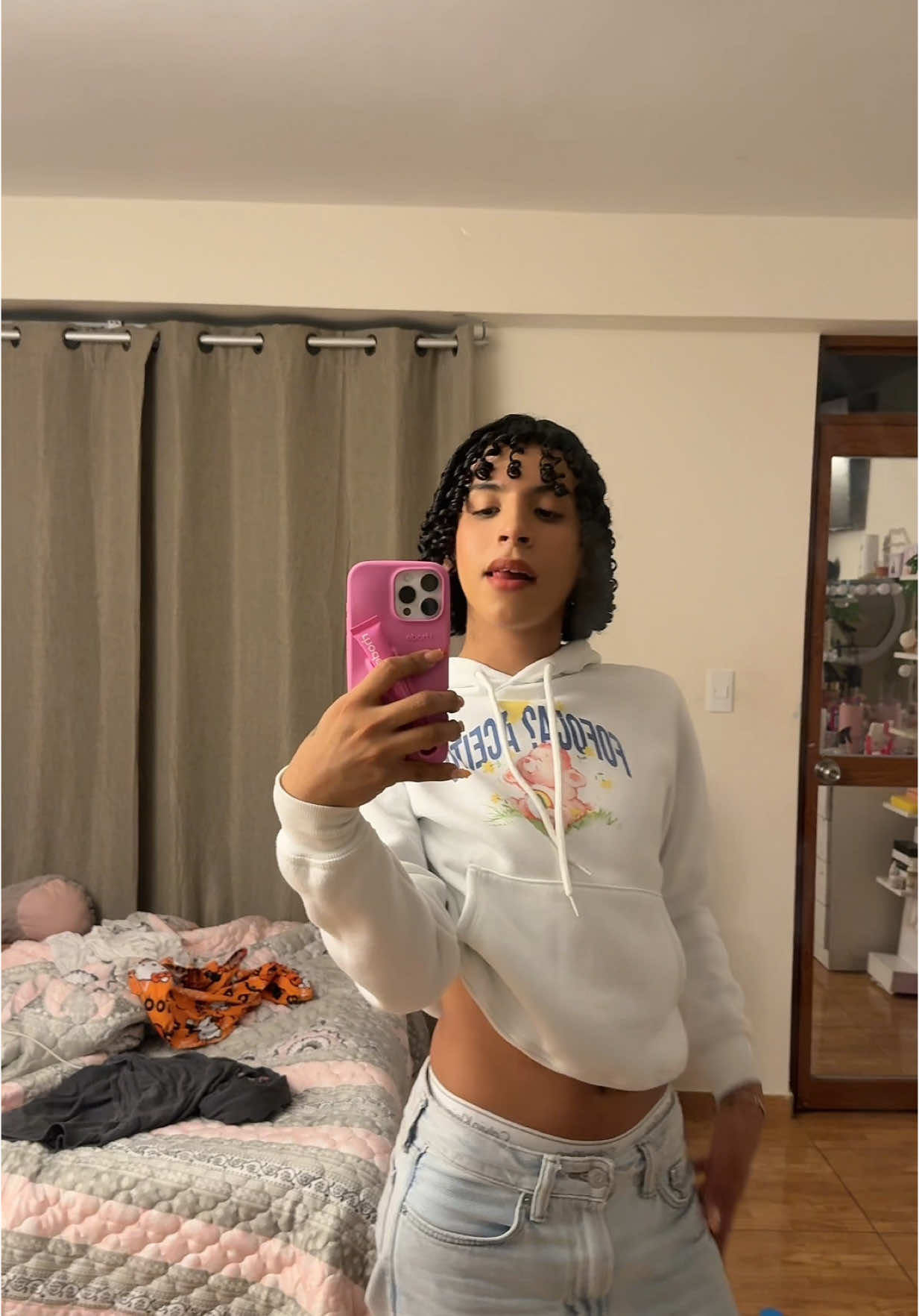 A post by @valentnopalacios on TikTok caption: #xyzcba #fyp #parati 