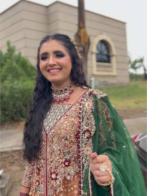 A post by @farahbeautysaloon on TikTok caption: Minahil ka ho raha hai shoot or chota Don pryshan hai boht #foryou #foryoupage #farahsalon #viralvideo #farahbeautysaloon #minahilmalik #chotadon 