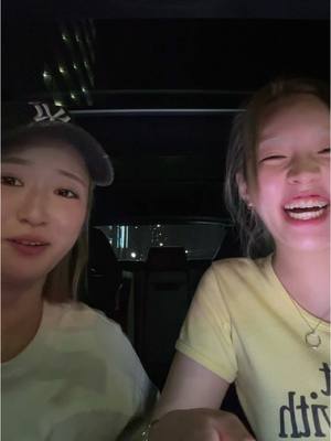 A post by @___nicoichi___ on TikTok caption: 友達じゃなかったことが今わかりました@ちゃんみな　CHANMINA 