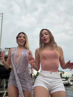 A post by @briandadeyanara on TikTok caption: siguiente pregunta. ? ✨💛 @Erubey 