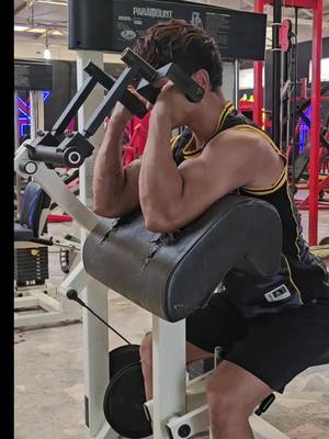 A post by @yacercast on TikTok