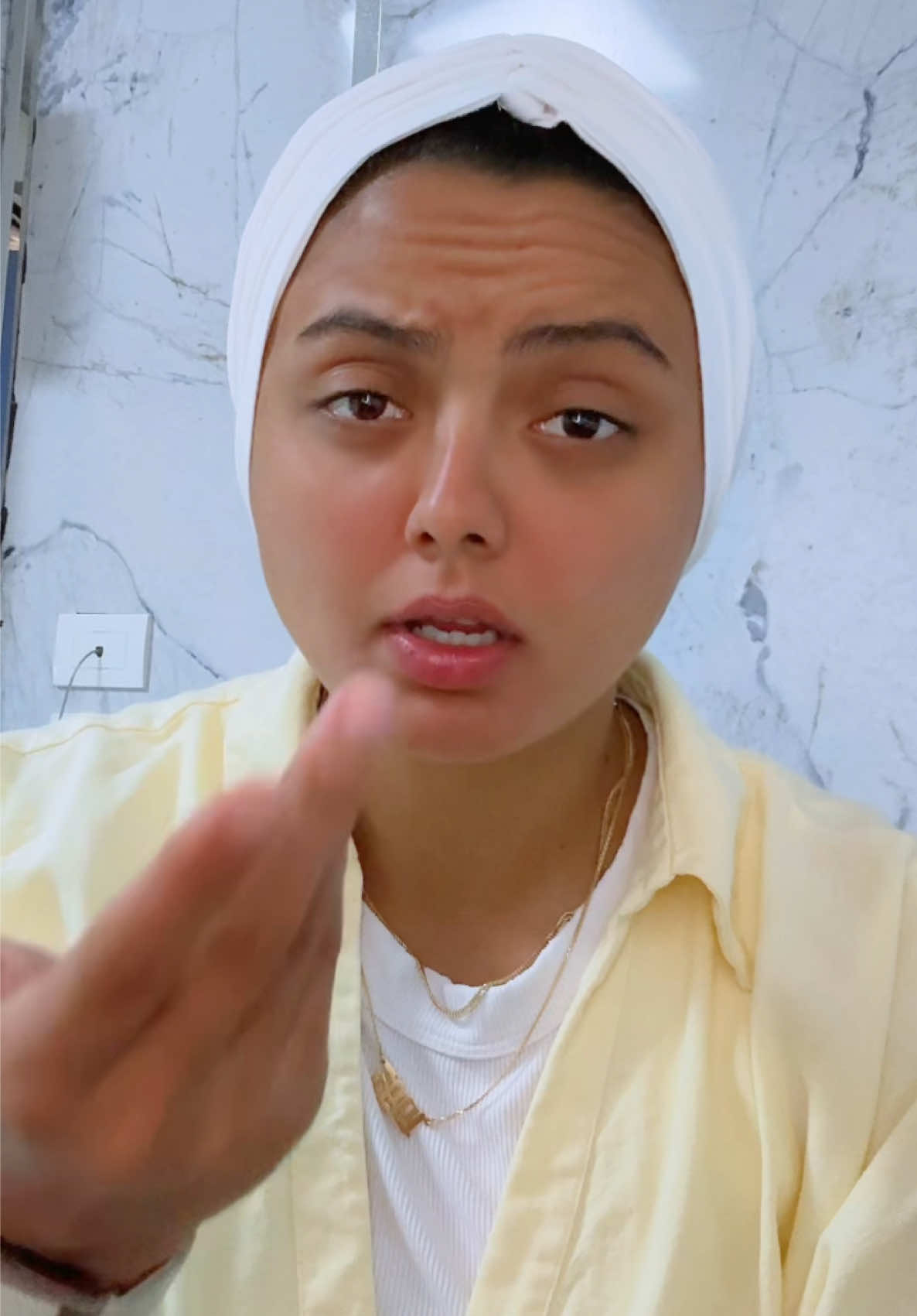 A post by @maielbana1 on TikTok caption: مش جايه احرق ! 