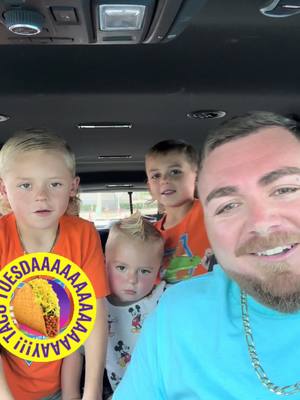 A post by @logandurrance12 on TikTok caption: Trying out them new tacobell nuggets! #tacobell #review #dadsoftiktok 
