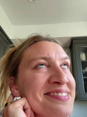 A post by @annaxsitar on TikTok caption: i love a lil thirst trap 🥲💛