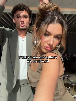 A post by @adriennunez on TikTok caption: NEW ERA @Tianna Robillard 