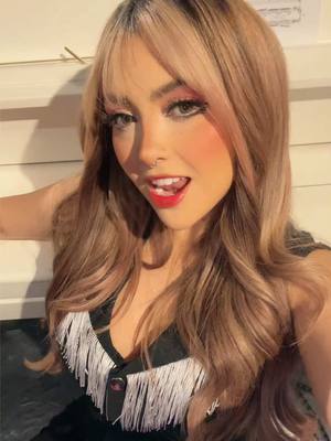 A post by @arigameplays on TikTok caption: Mi canción #arigameplays 