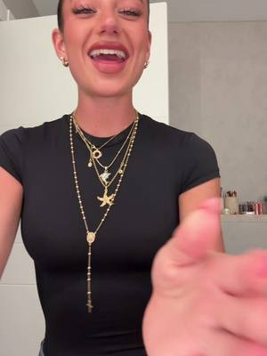 A post by @lolalolita on TikTok caption: Volví 
