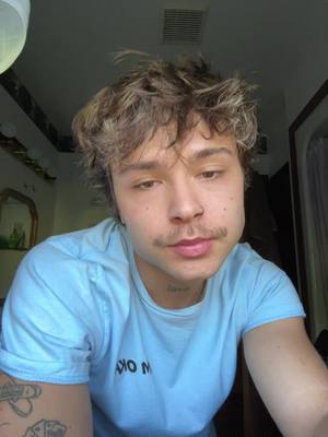 A post by @kxstutz on TikTok caption: Twitch - kxstutz 