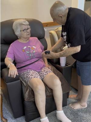 A post by @thejockandbelleshow on TikTok caption: Papa’s expert tutorial after 1 hour of having the new recliner chair 🤣😭 #grandparents #surprisegift #newrecliner #spinlife #gift 