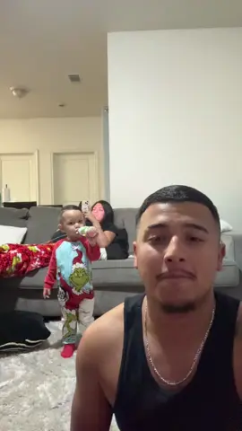 A post by @sergiovenegas93 on TikTok caption: drafts lol