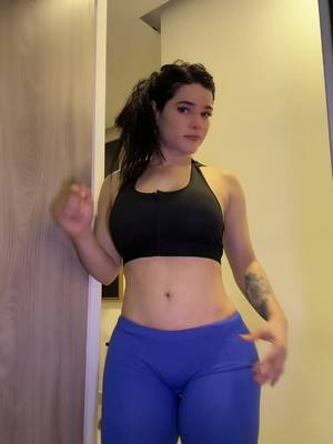 A post by @luciana90luna on TikTok caption: #Invertido 