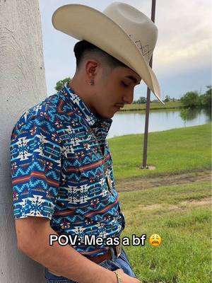 A post by @justdamian58 on TikTok caption: “Hola que tal? 💐” whole outfit from :@Jobes_Hats @BandaTierraSagrada 