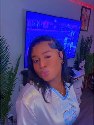 A post by @tatijanets2 on TikTok caption: #pourtoi 