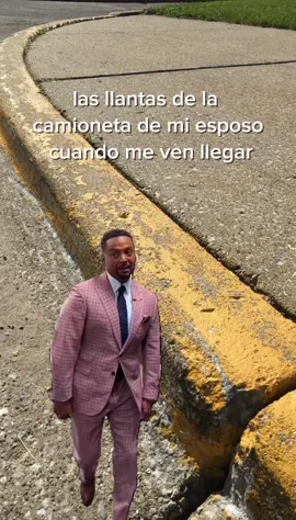 A post by @jasminekariina on TikTok caption: #fyp #lol 