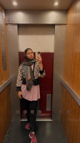 A post by @ on TikTok caption: Yes our sylhet🙌🏻 😝 #mehzabinrejuwan🌸❤️ #hubbyscutie💍💕 #fyp #foryoupage #tiktok #portugal🇵🇹 #❤️ 