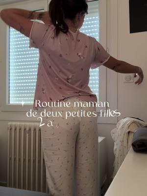 A post by @mum_of_esmee on TikTok caption: Une matinée avec moi / ce format vous plaît ? 🥰 #jeunemaman #allaitementmaternel #mumlife 
